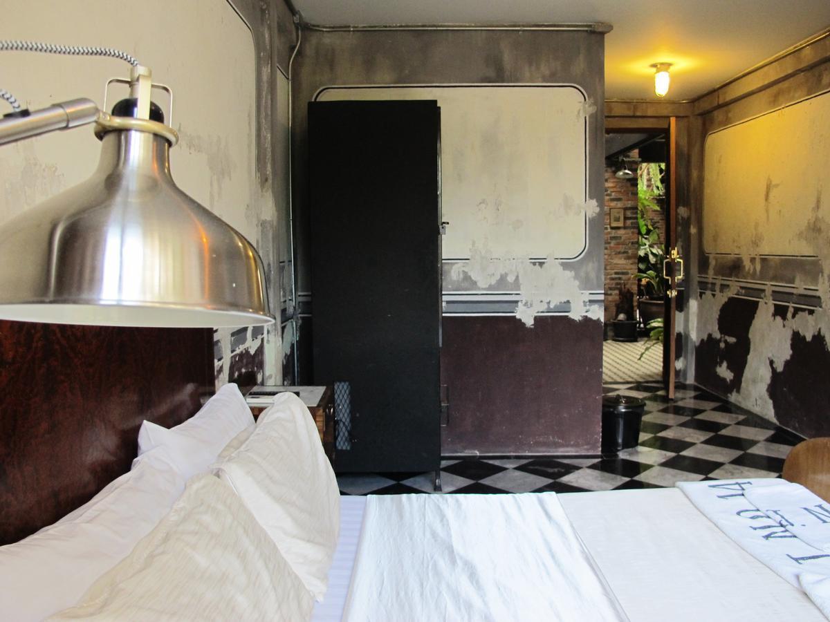 J No.14 Bed & Breakfast Bangkok Exterior photo