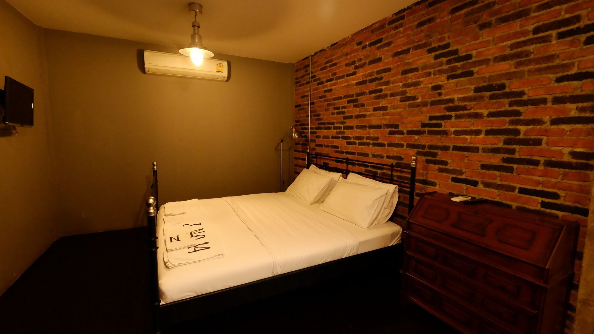 J No.14 Bed & Breakfast Bangkok Exterior photo